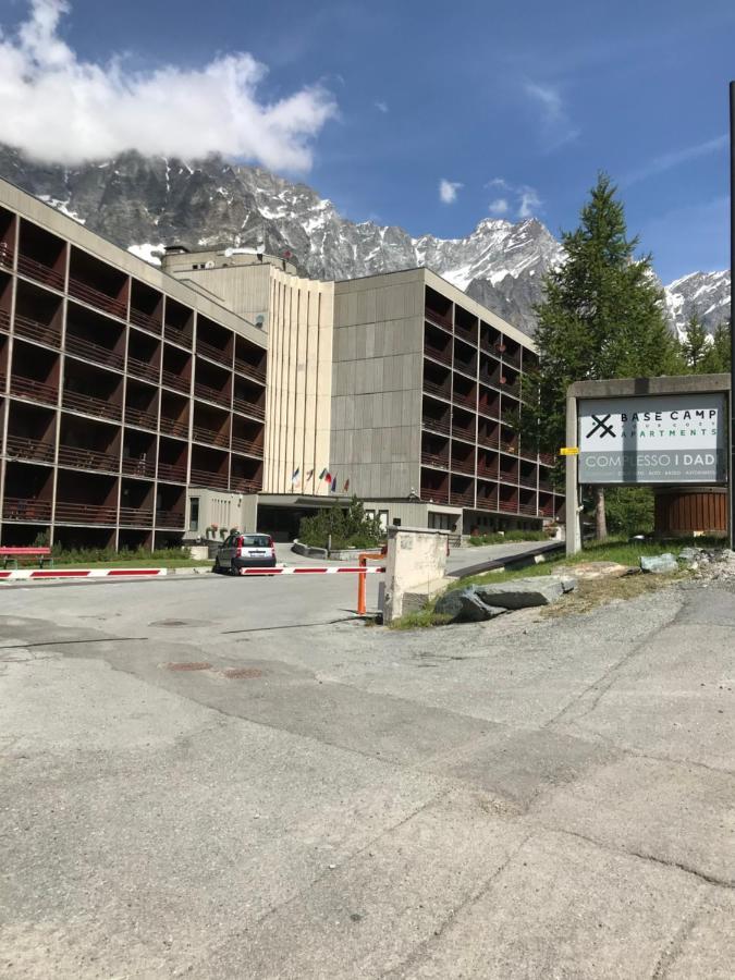 Cozy Studio Apartment بيريوِل تْشيرفينيا المظهر الخارجي الصورة