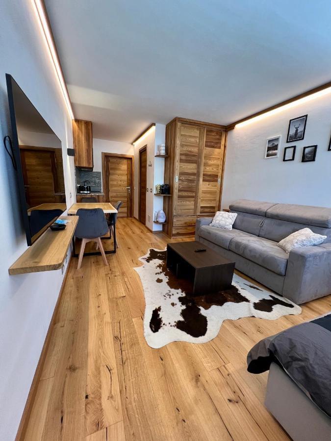 Cozy Studio Apartment بيريوِل تْشيرفينيا المظهر الخارجي الصورة